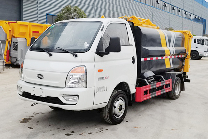 4.5方凱馬瑞航側(cè)裝壓縮垃圾車